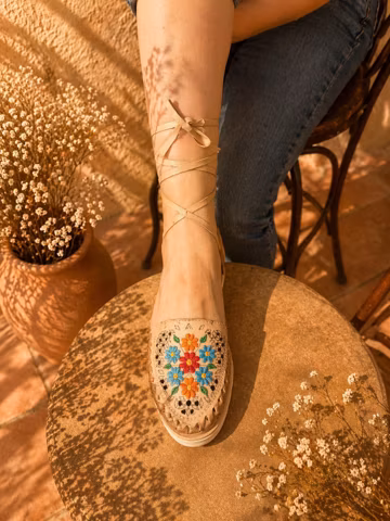 Mexican Embroidered Leather Sandals | Handmade Huarache Flats | Floral Artisan Shoes | Women Tie-Up Sandals | Made in Mexico