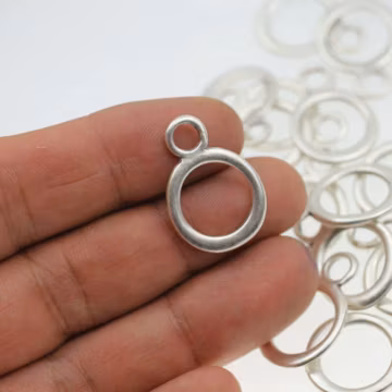 10 Silver O Charms, Silver Ring Charms, Sterling Silver Plated, O Charms Pendant, Zamak Charms, jewelry making Supplies, ZM681as