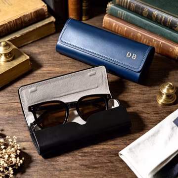 Personalized Glasses Case, Custom Sunglasses Box, Eyeglasses Holder, Vintage Magnetic Vegan Leather Glasses Case, Gift for him, Gift for her