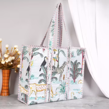 Printed Cotton Quilted Cotton Tote Bag, Large Hand-Printed Travel Shopping Bags, screen printing design