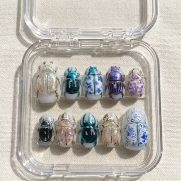 Beetle Press On Nails Iridescent Chrome Bug Nails, Insect Nail Art Set, Nature Fantasy Nails, 3D Scarab Nails, Unique Statement Press On