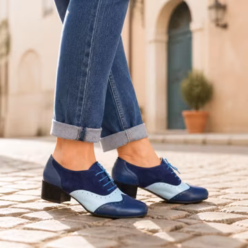 Handcrafted New Women's Blue Leather Oxford Wingtip Lace Up Fashion Formal Shoe.