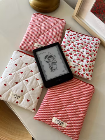 Quilted Red Fabric Kindle and Kobo E-reader Sleeves, Kindle Paperwhite Basic Case, Kindle Sleeve with Zipper