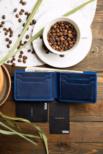 Minimalist Wallet in Blue Leather, Customized Full Grain Design, Personalized Minimalist Style, Custom Full Grain Wallet, Christmas Gifts