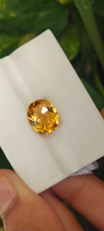 Natural citrine oval shape cheques cut 10X12MM (3.83ct)
