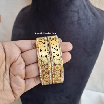 Leaf Design 2Pcs New Bangles Kada Style Trending Wedding Ethnic Wear Jewelry