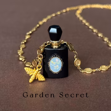 Black Obsidian Perfume Bottle Necklace Honey Bee Charm Wearable Fragrance Vial Crystal Jewelry Protective Grounding Memorial Keepsake Gift
