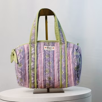 100% Cotton Small Duffle Bag, Cotton Filled Quilted Travel Bag, Floral Shoulder Weekender, Handmade Everyday Carryall. Ecofriendly Bag