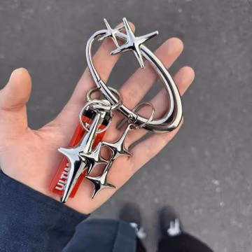 Y2K Star Charm Chrome Carabiner Clip,Grunge Silver Star Keychain&Bag Charm,Aesthetic Punk Accessory,Cute Bottle Opener, Lighter Case Gift