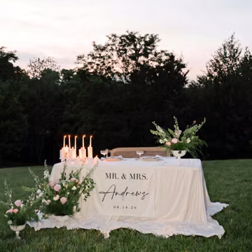 Wedding Table Runner, Personalized Last Name Sign, Custom Linen Wedding Banner, Sweetheart Table Banner, Wedding Reception Gift