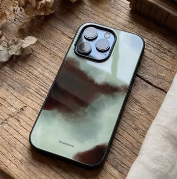 Abstract light green iPhone 17 phone case, suitable for iPhone 17/16/15/14/13 Pro Max. Watercolor ink tempered glass shell