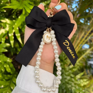 Personalized Pearl Keychain with Bow - Gift for Her
