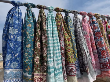 Wholesale Lot 100% Indian Hand Block Print Beach Sarongs Sanganeri Scarfs Soft Voile Fabric Summer Pareo Assorted