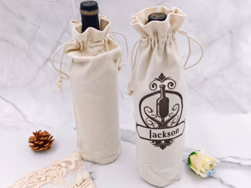 Personalized wine bag holder, wedding wine bag, linen tote bag, wedding anniversary gift, party gift, family holiday hospitality gift