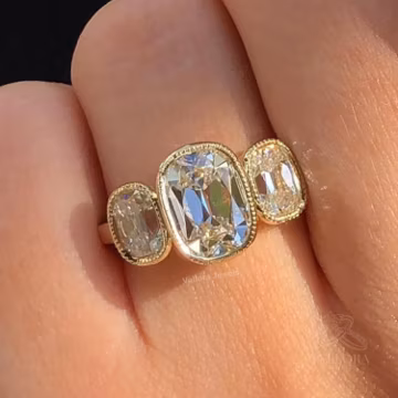 Three Stone Oval Cut Moissanite Bezel Set Engagement Ring, 14K/18K Solid Gold with Oval Side Stone Ring, Oval Diamond Trilogy Solitaire Ring