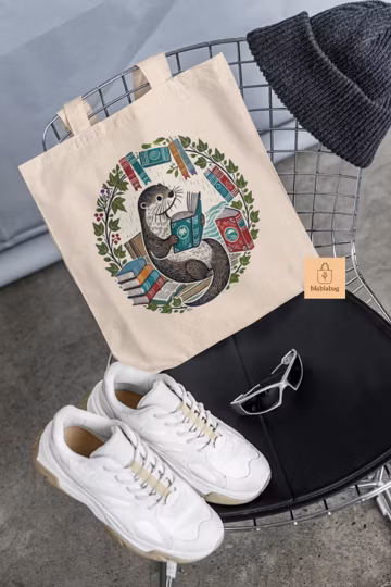 Reading Otter Tote Bag