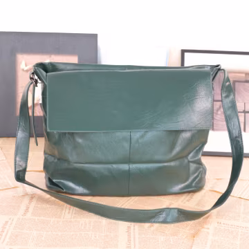 Women's PU Leather Large Capacity Tote Bag | Flap Crossbody Bag with Zippered Pocket | Casual Everyday Commuter Bag | Christmas Gift