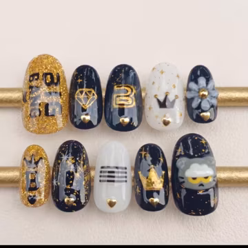 Hand-Painted Kpop BigBang Press On Nails | Gold Black Crown Daisy Faux Nails