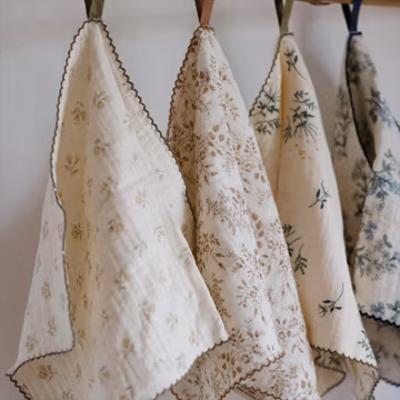Floral Cotton Gauze Kitchen Towel, Reusable Tea Cloth, Two Sizes