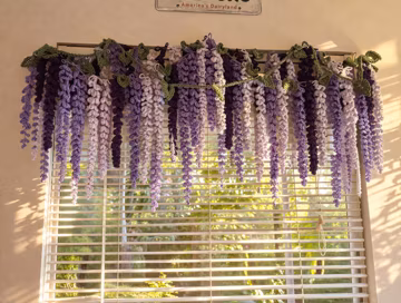 Wisteria Garland Crochet Pattern, DIY Amigurumi Hanging Flower Vine PDF, Beginner Friendly (Digital Download)
