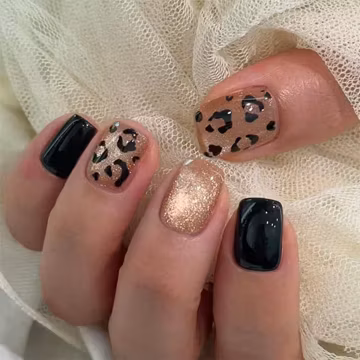 Luxury Leopard Print Press On Nails, Handcrafted Black & Gold Glitter Nail Set, Animal Print Fake Nails, Chic Short Manicure