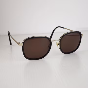 Gucci GG 0955OA 002 brown oval sunglasses made in Japan 52/20. Designer Eyewear #X16