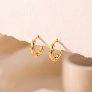 18K Gold Filled Chunky Huggie Hoops, Round Hoop Earrings, Minimalist Dainty Jewelry, Classic Everyday Style Gift
