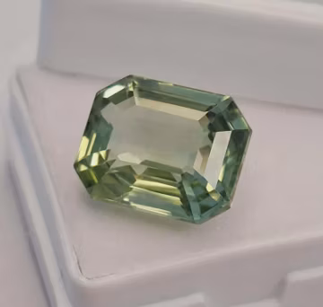 11-13 Ct Parti Green Sapphire Natural Emerald Cut Certified Loose Gemstone Best Quality For Making Jewellery Gemstone RK374