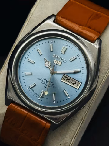 Vintage Seiko 5 Sports Automatic Men's Wrist Watch Day Date Sky Blue, Glow in Dark