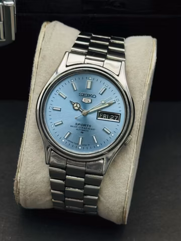 Vintage Seiko 5 Sports Automatic Men's Wrist Watch Day Date Blue Dial, Glow in Dark