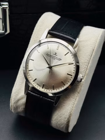 Vintage Jaeger Le-Coultre Club Watch: Swiss Made Manual Wind, Classic Silver Dial