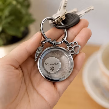 Custom Pet Hair Keepsake Keychain Paw Engraved Sympathy Gift For Bereaved Pet Lovers
