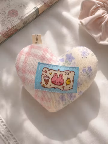 Handmade Heart Keychain, Pastel Fabric Bag Charm, Kawaii Plush Heart Pendant, Backpack Accessory for Women, Floral Purse Decor Gift