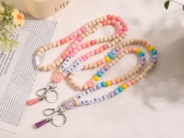 Breakaway daisy beaded Teacher lanyard, ID badge holder, lanyard for keys, gifts for teachers, lanyard for nurses, teacher appreciation day