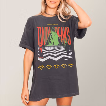Twin Peaks T-Shirt, Retro David Lynch Laura Palmer Tee, 90s TV Show Graphic