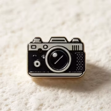Camera Enamel Pin Soft Enamel Brooch Pin Retro Vintage Photography Style Camera Accessory Bag Pin Daily Wear Aesthetic Collector GiftSet