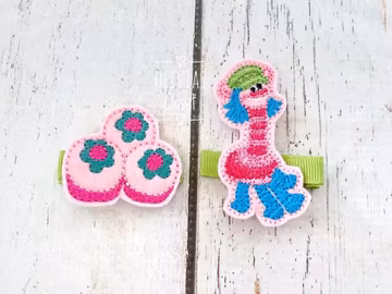 Troll hair clip