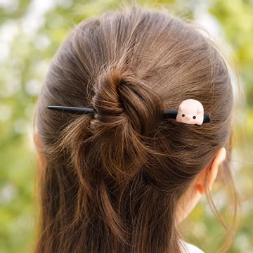 Little Resting Pig" Sandalwood Hairpin – Chinese-style hair accessory for updos; cute animal-shaped hair fork.