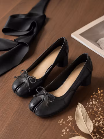 Women Split Toe Ballet Pumps Vintage Brown Leather Bow Heels Tabi Style Shoes Lambskin Lining Chunky Heel Retro Dress Shoes Plus Size