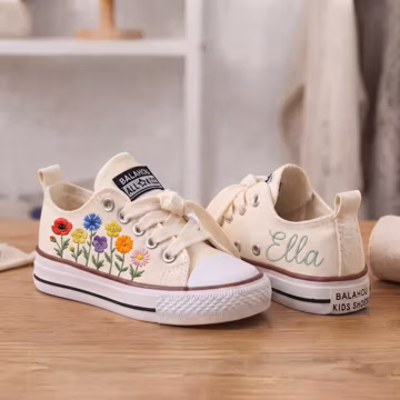Personalized Kids Floral Sneakers, Hand Embroidered Flower Shoes, Custom Name Canvas Shoes, Toddler Gift, Birthday Gift for Girls