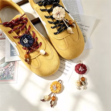 Boho Flower Shoe Charm for Sneakers, Handmade Floral Lace Accessory with Wooden Beads, Cute Sneaker Charm, Aesthetic Bag Charm, Gift for Her