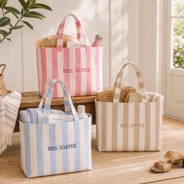 Personalized Future Mrs Tote Bag, Embroidered Bride To Be Bag,Custom Name Bridal Shower Gift, Engagement Gift For Friend,Fiancee Bag Summer