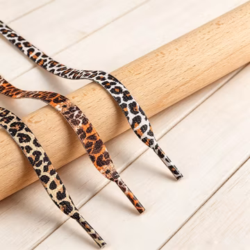 Leopard Print Flat Shoelaces: Street Style Black Sneakers Accessories
