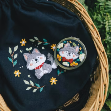 Embroidered Fox Compact Mirror and Drawstring Bag Set, Woodland Animal Gift