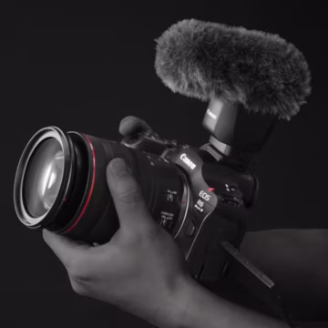 Canon EOS R6 Mark III Pro Camera | 40FPS Action & Low Light Performance