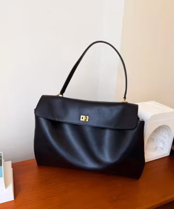 Genuine Leather Shoulder Bag, Elegant Crossbody Purse, Minimal Casual Commuter Handbag, Vintage Soft Leather Daily Bag