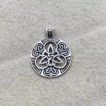 925 Sterling Silver Celtic Knot Pendant, Triquetra Trinity Knot Necklace, Handcrafted Symbolic Jewelry