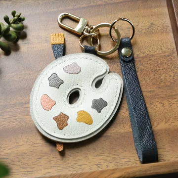 Hand‑Stitched Artist Paint Palette Leather Keychain, Handmade Painter Bag Charm, Genuine Leather Art‑Themed Pendant, Gift for Artists