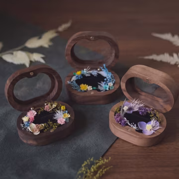Romantic Ring Box, Floral Love Keepsake, Wooden Jewelry Holder, Dried Flower Decor, Bridal Proposal Accessory