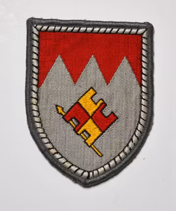 Vintage Embroidered Patch Red Gold Gray Geometric Flag Organization Logo Sewing Supply PanchosPorch